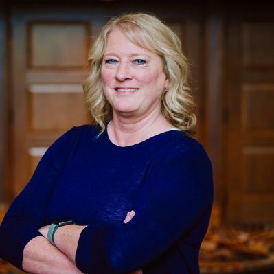 susan edwards Charisse Hilton